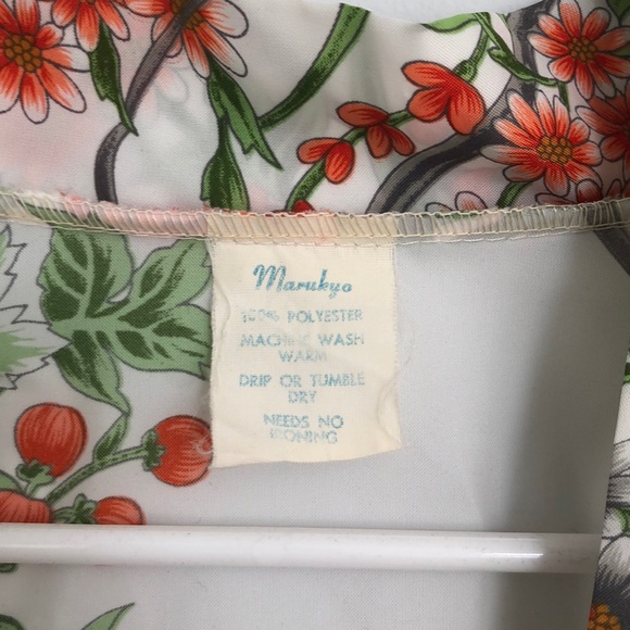 Marukyo Kimono. One size. 100% polyester. - Picture 4 of 8